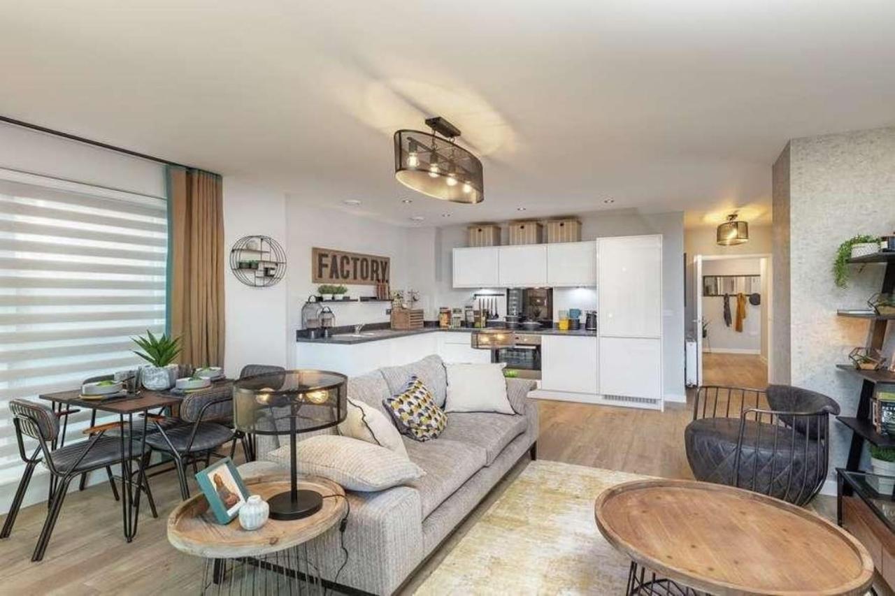 Newly Built Luxury 2 Bed Apartment!!! Londres Exterior foto